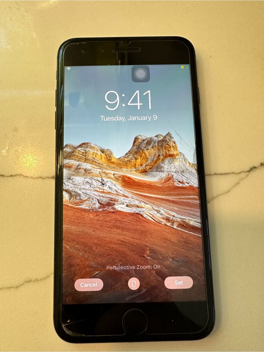 Apple iPhone 7 Plus Piano Black with Touch ID,new OEM-battery with battery case